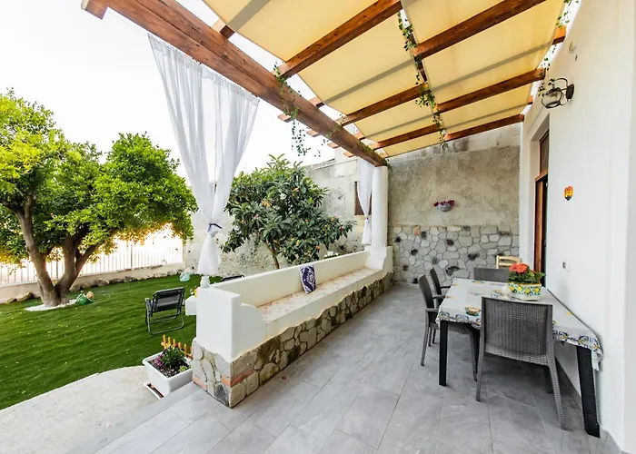 Ad Sidera Appartamento Canneto (Lipari)